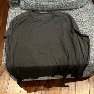 Grey long sleeve Lulu shirt lightweight